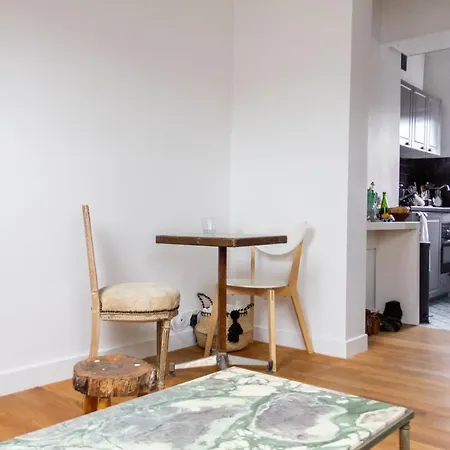 Apartament Charming Near Republique Paryż